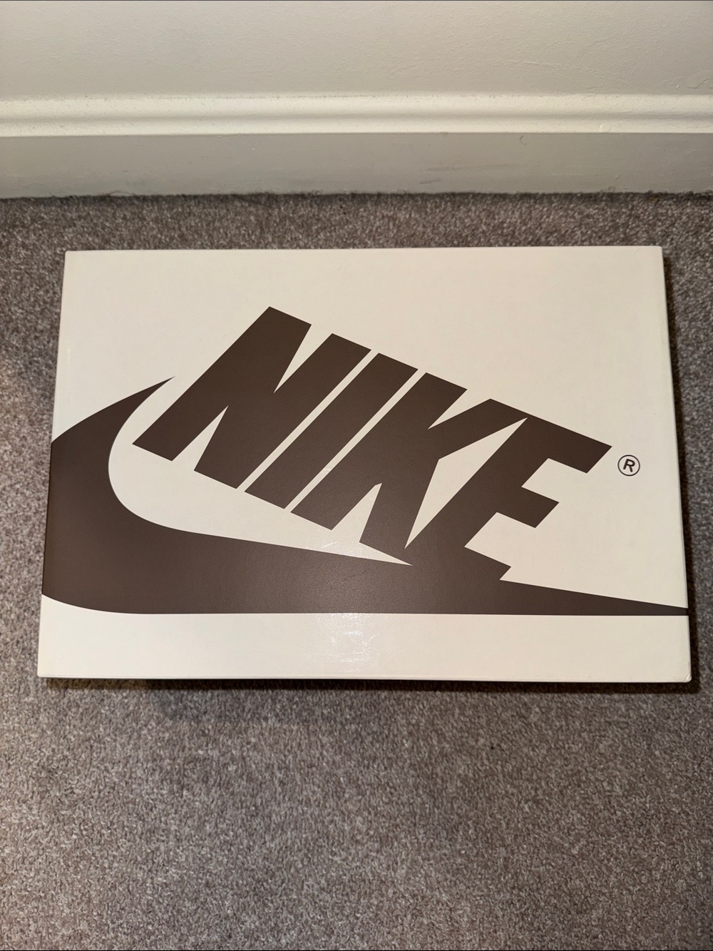 Travis Scott Reverse Mochas - Picture 11 of 11